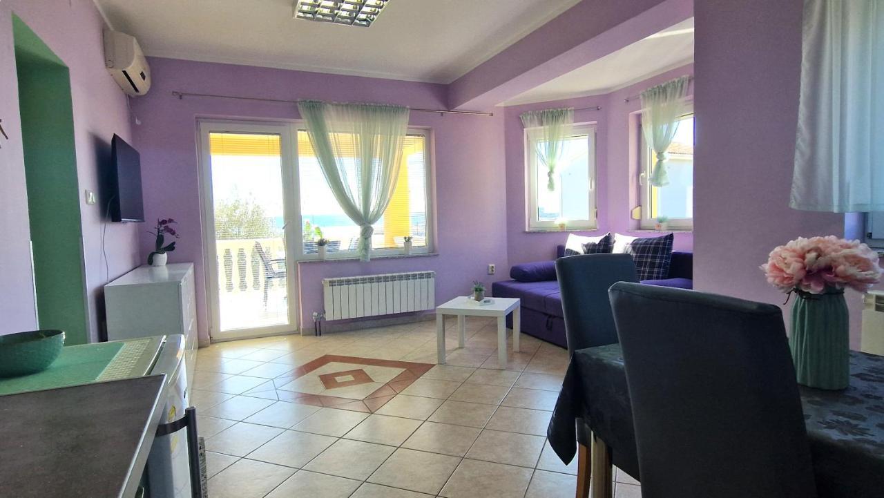 Apartments Ana & Ivan Krk Town Luaran gambar